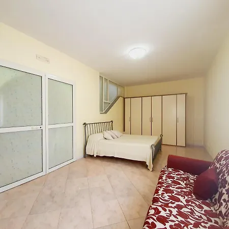 Campy - Con Piscina Privata A 50 Metri Dal Mare